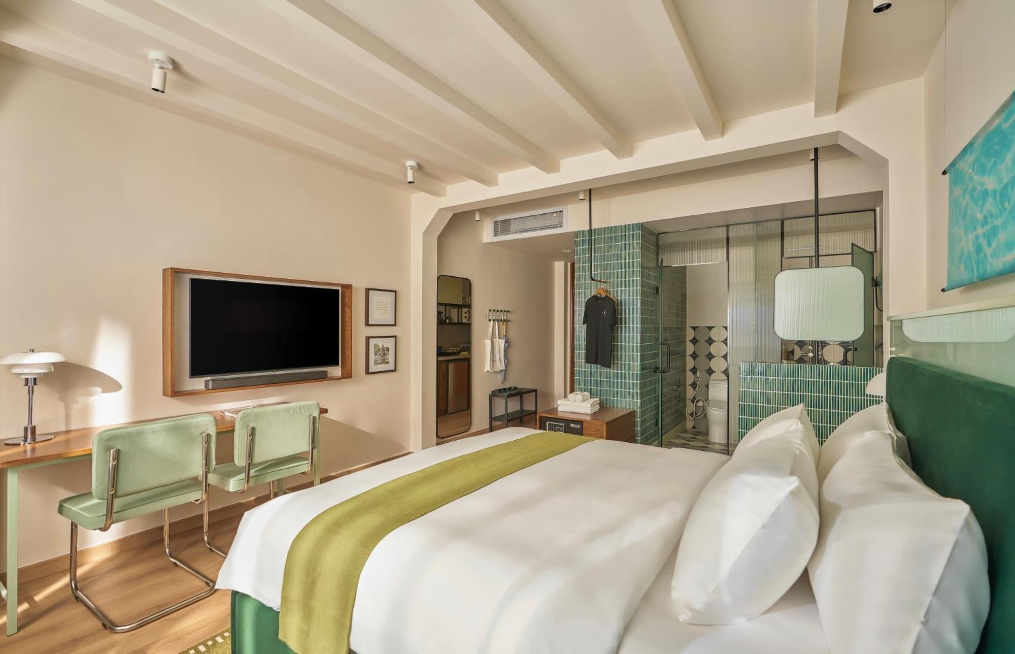 The Urban Resort By Circadian Ho Chi Minh City Exterior photo