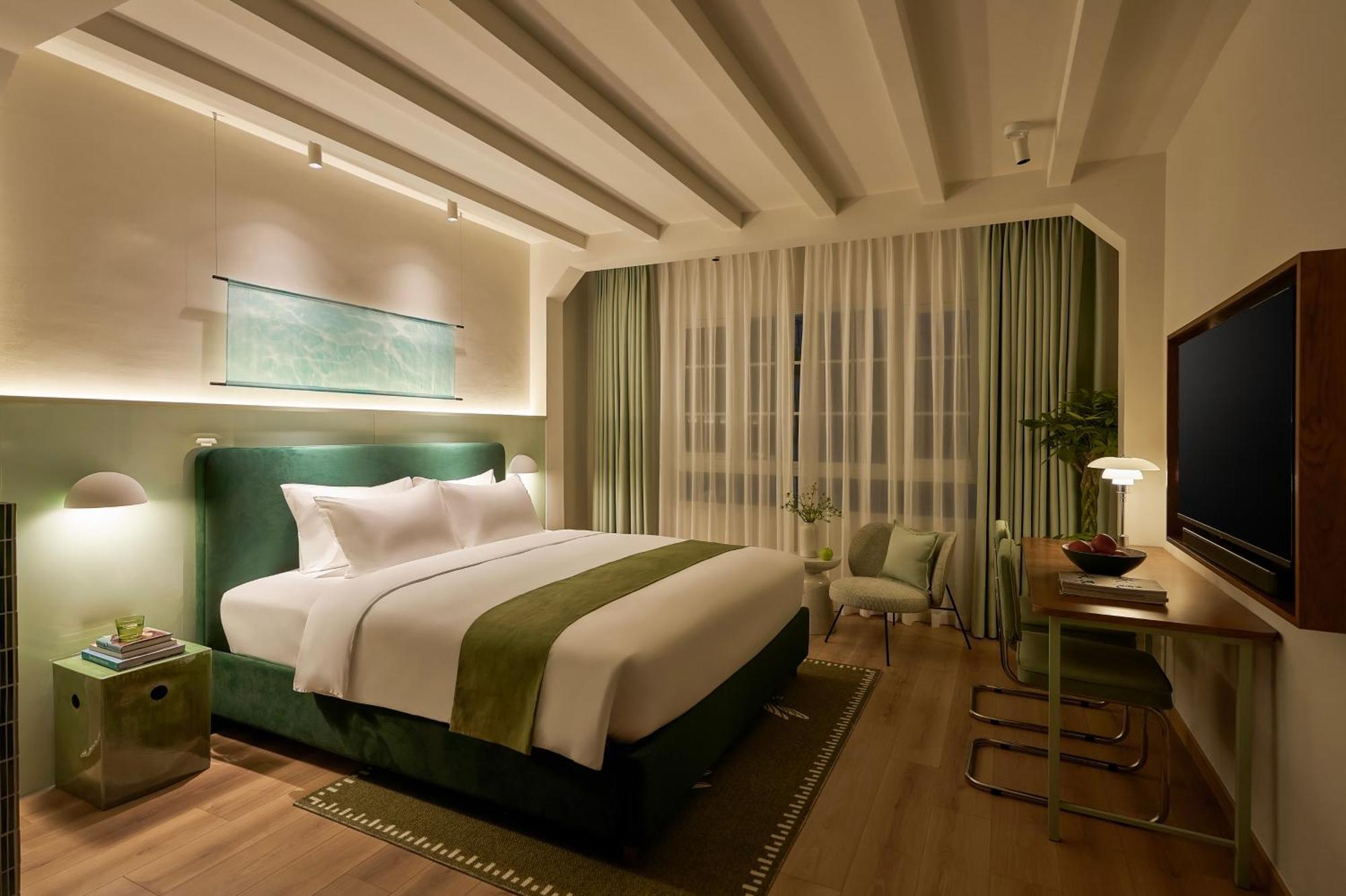The Urban Resort By Circadian Ho Chi Minh City Exterior photo