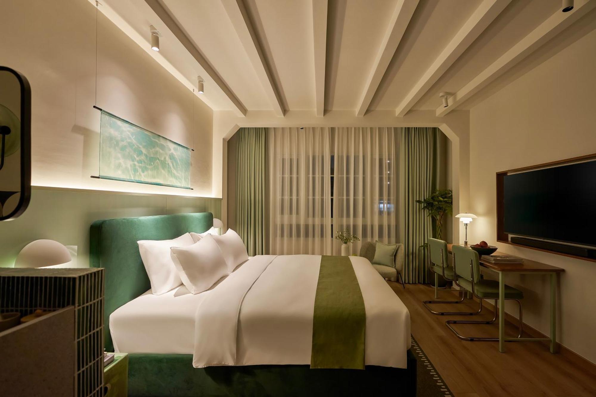 The Urban Resort By Circadian Ho Chi Minh City Exterior photo