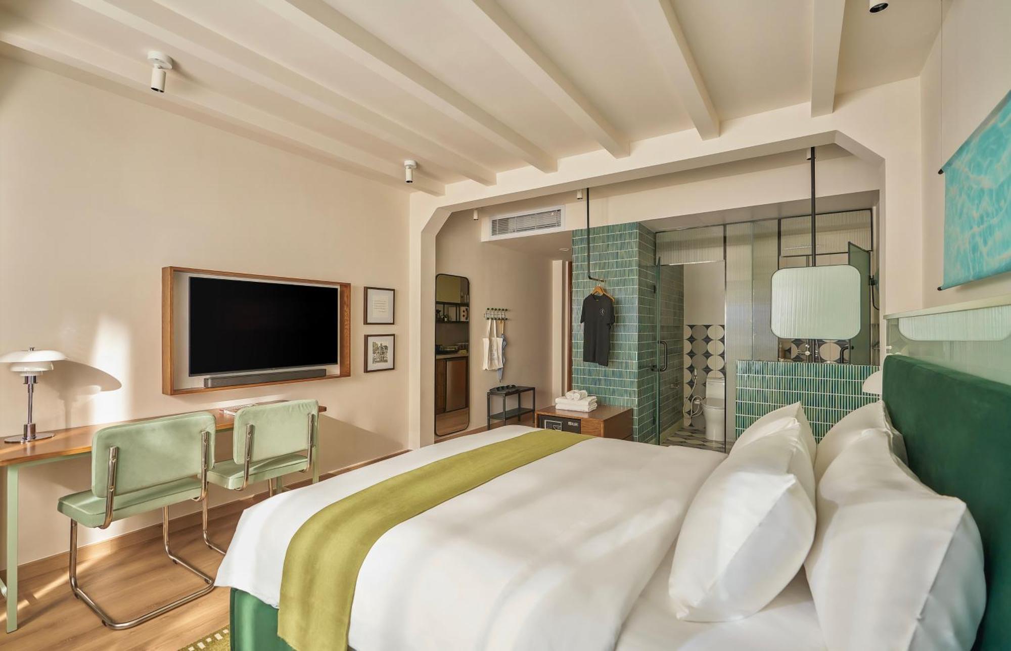 The Urban Resort By Circadian Ho Chi Minh City Room photo